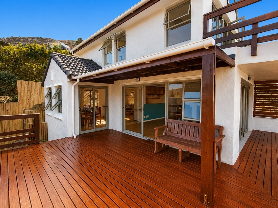 4 Bedroom Property for Sale in Glen Ridge Western Cape